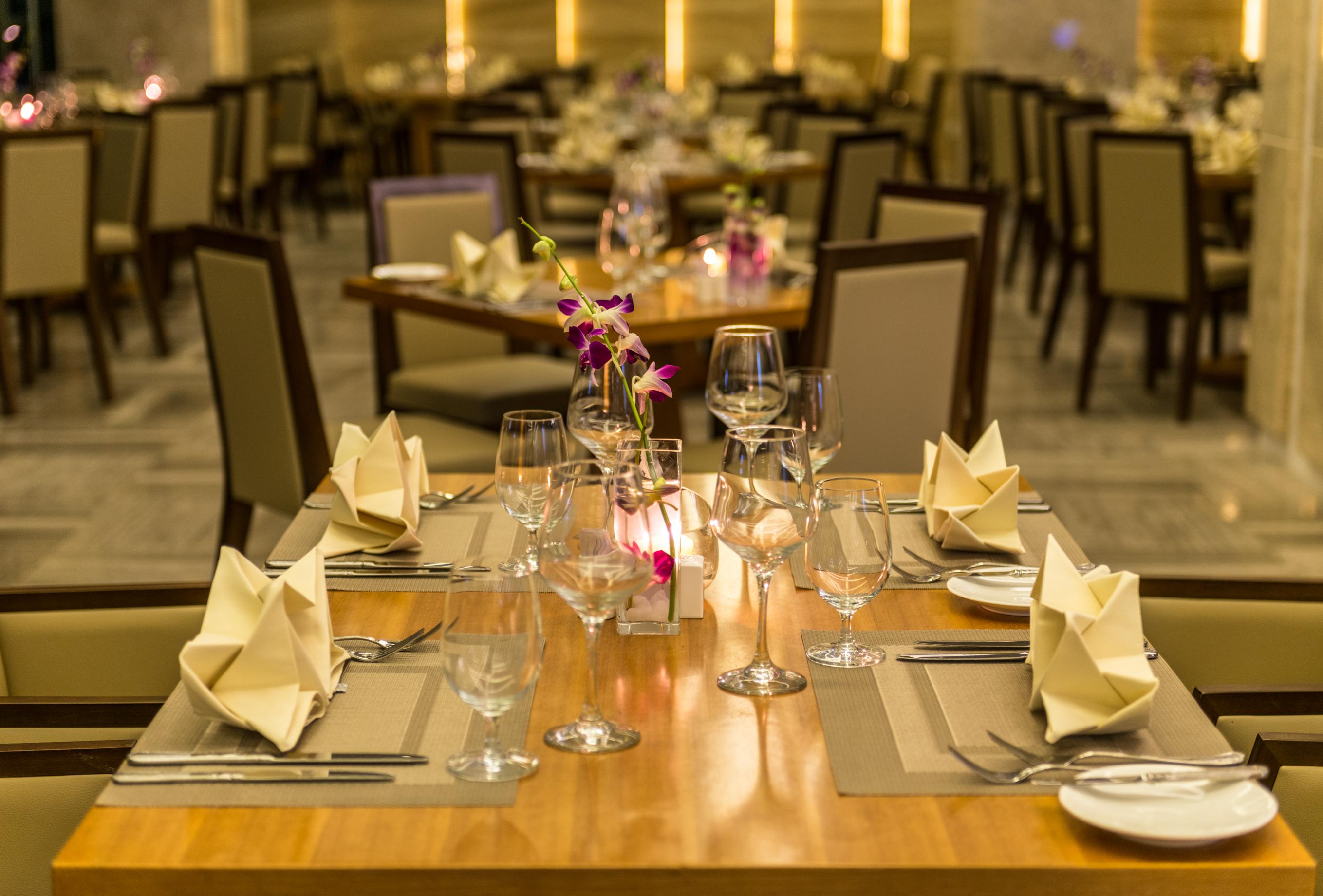 Grand Tourane Hotel Da Nang Bagian luar foto