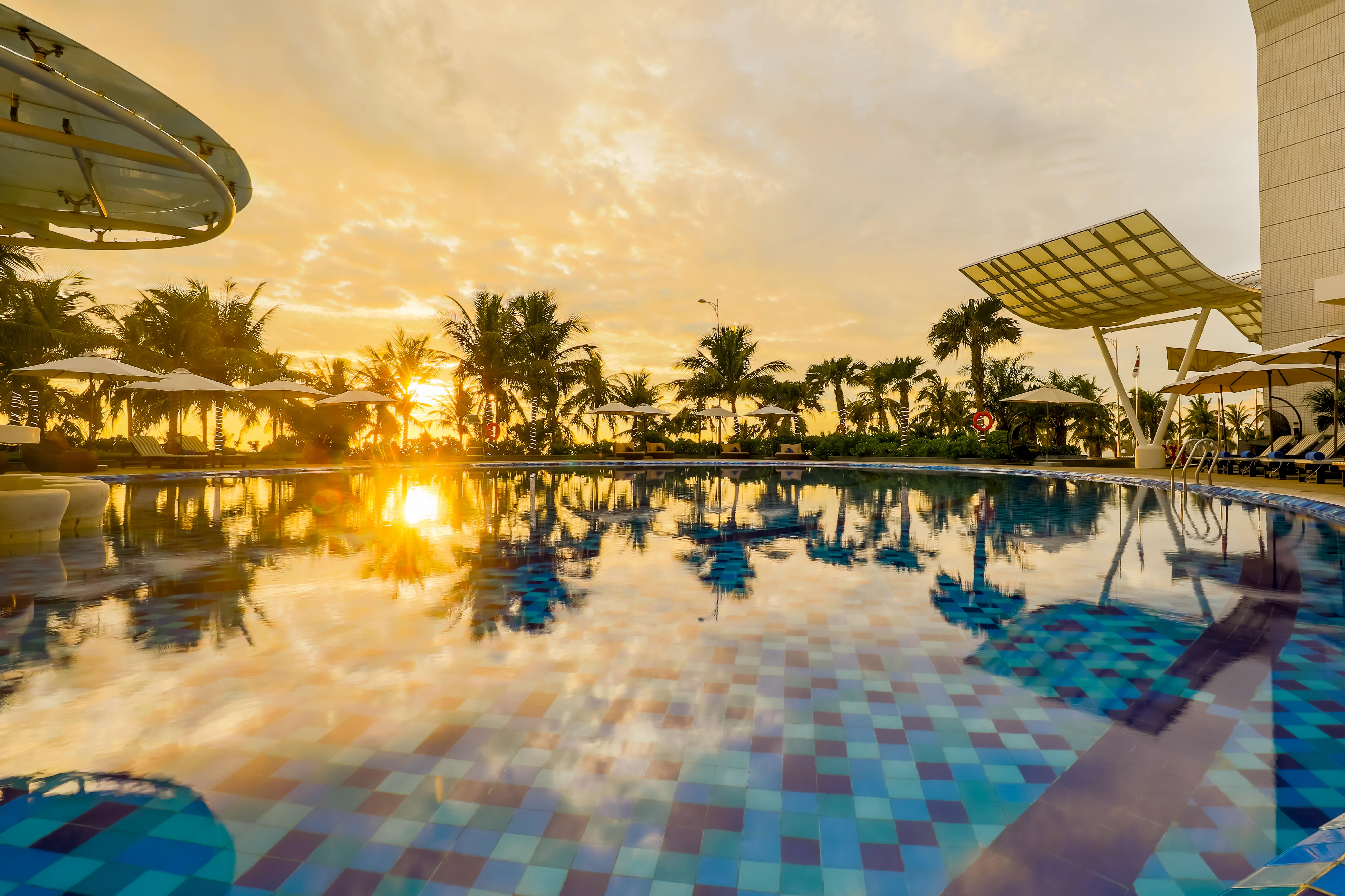 Grand Tourane Hotel Da Nang Bagian luar foto