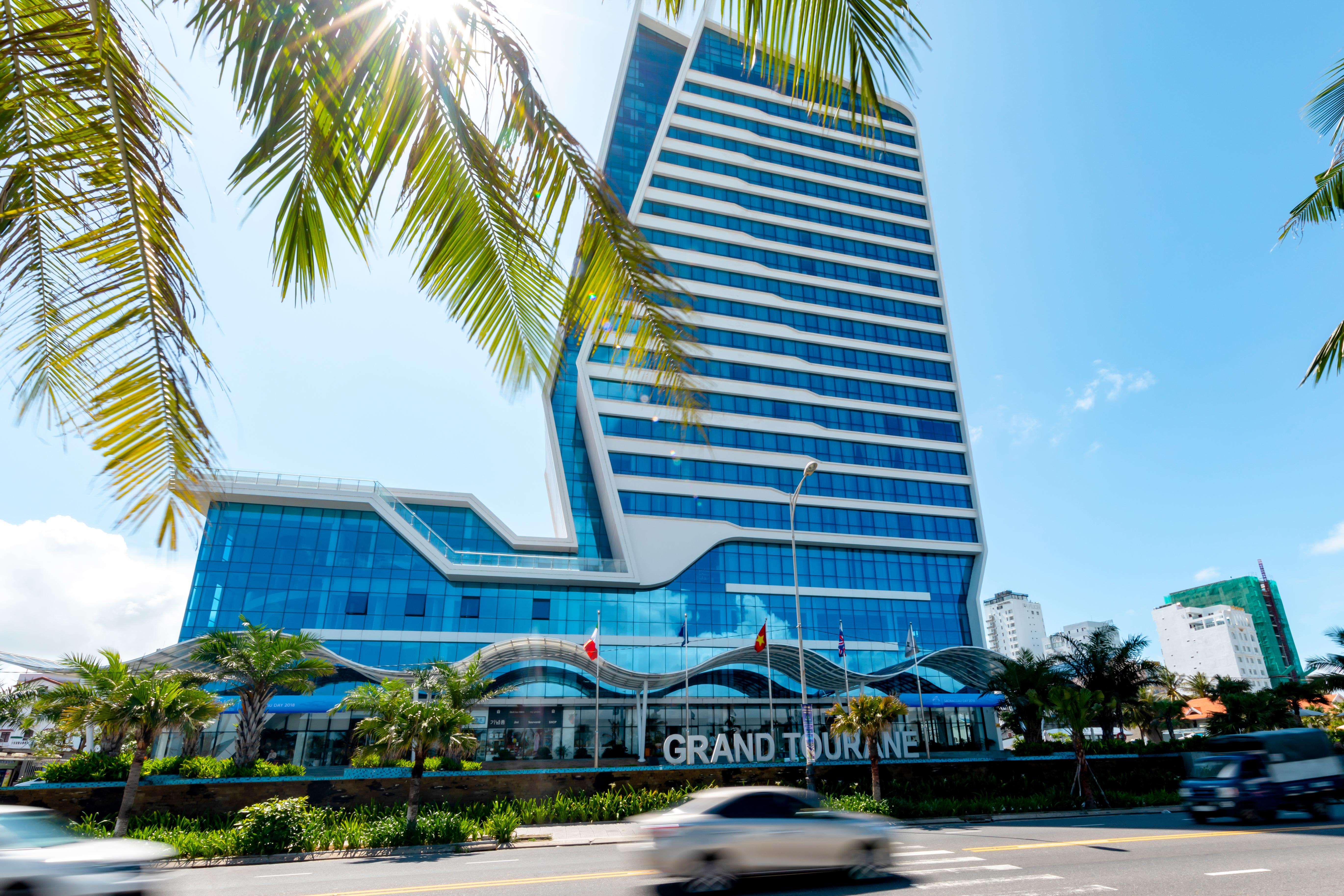 Grand Tourane Hotel Da Nang Bagian luar foto