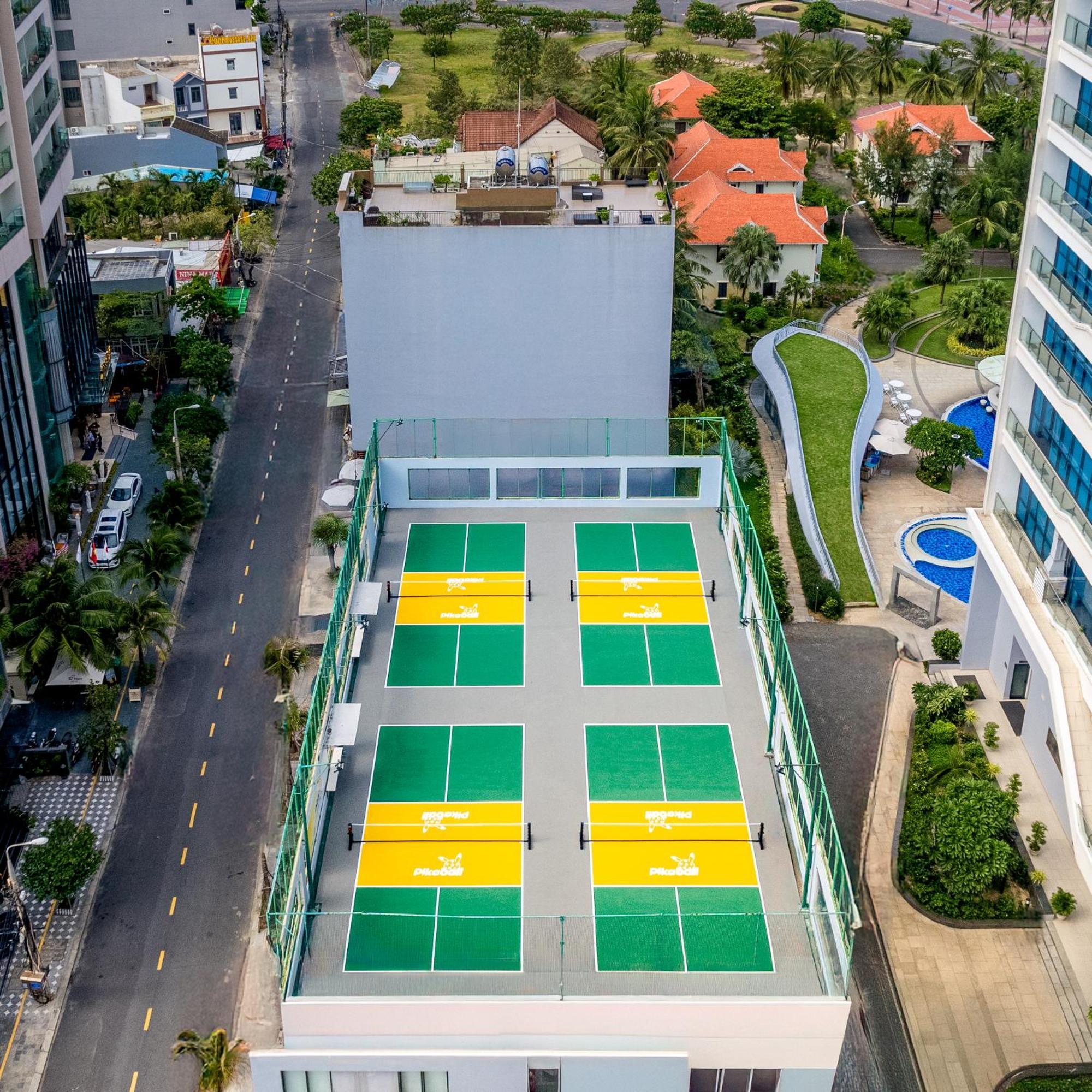 Grand Tourane Hotel Da Nang Bagian luar foto