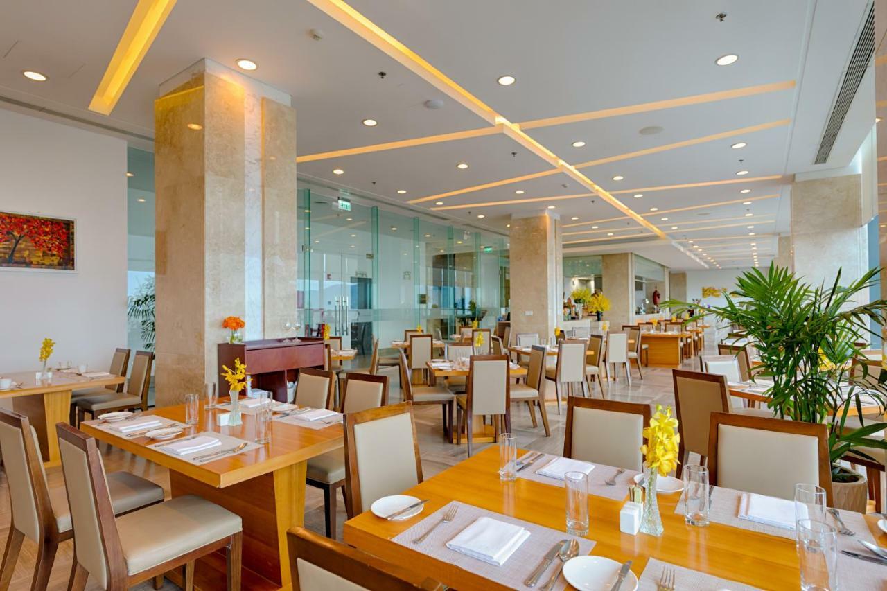 Grand Tourane Hotel Da Nang Bagian luar foto